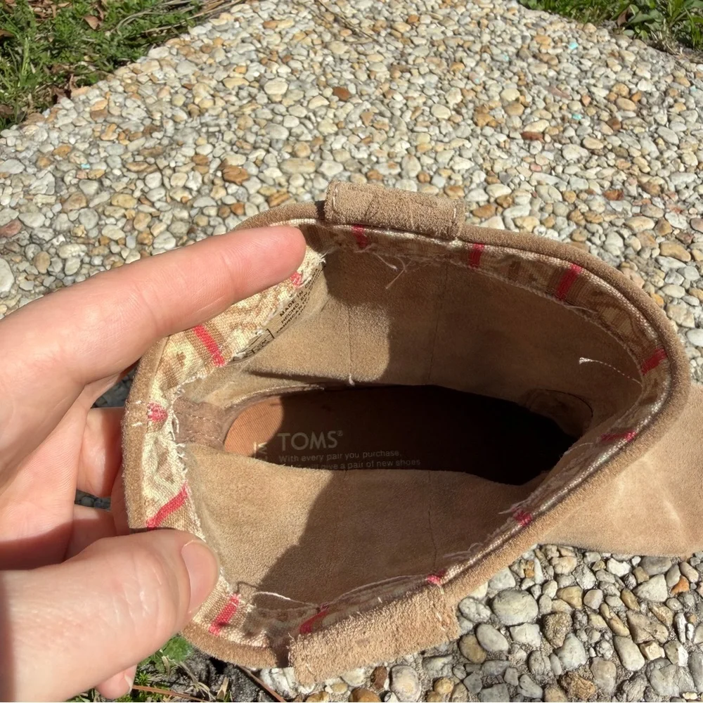 Toms Tan Suede Ankle Booties - Picture 14 of 16